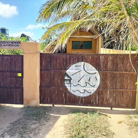 Tofinho Beach House Apartments Іньямбане Екстер'єр фото